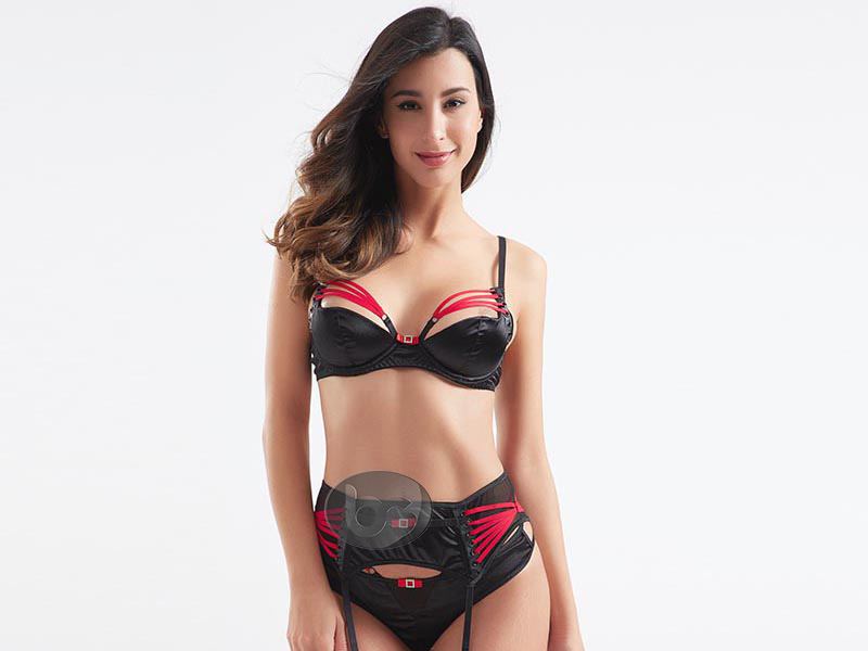 Besung first-rate black lingerie certifications for wife